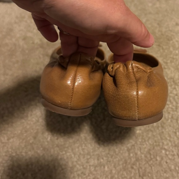 Tory Burch Reva leather flats EUC - Picture 2 of 4